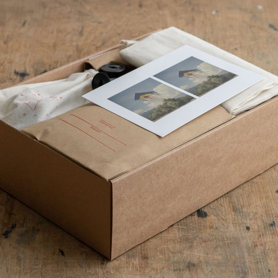 stereoscopy starter set DIY box with stereo postcard